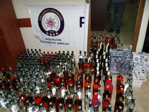 Derepazar?nda kaçak içki operasyonu