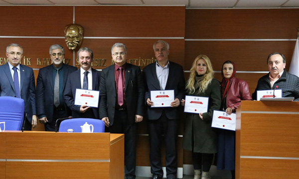 Esnaf e?itiliyor