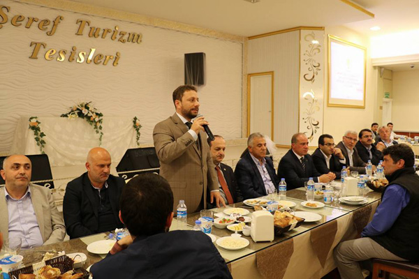 AK Parti tüm te?kilatlar? ile bulu?uyor