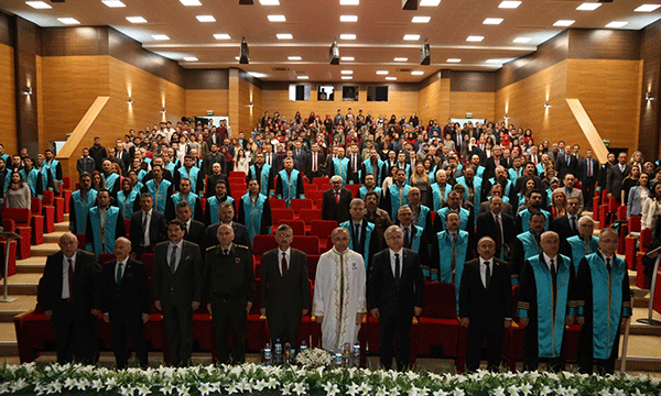 RTEÜ Akademik tören yapıldı