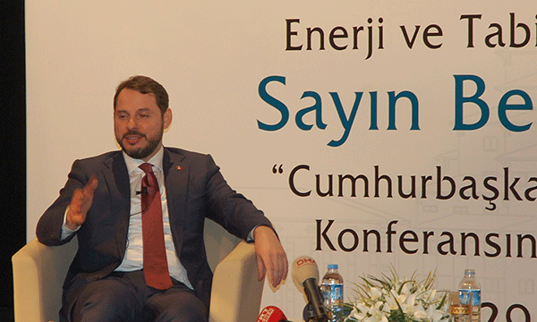 Albayrak  Geçmişe dönmemeliyiz