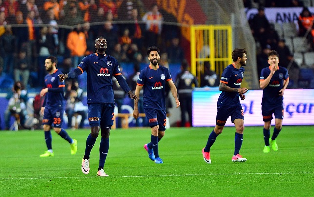 Adebayor Bu Kez Rizeye Geliyor!..