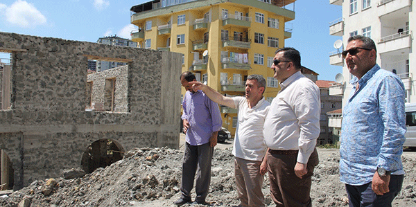 Karal hizmet takibini sürdürüyor