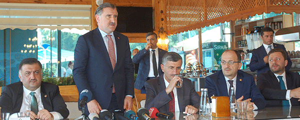 Rizeye güzel şeyler kazandıracağız