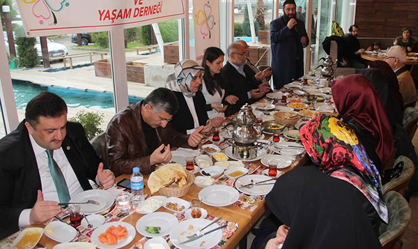 Kutsal Topraklardan Şifa İle Döndüler