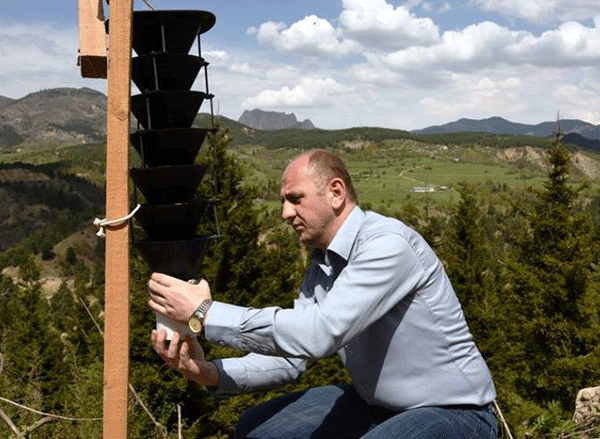 Zararlı Böceklere Karşı Biyoteknik Mücadele