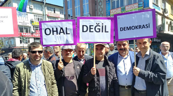 Demokrasi Güçleri OHAL`e Karşı Meydanlara Oturdu