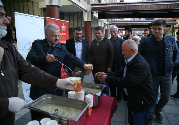 Kırık Buğday Çorbası Dağıtıldı