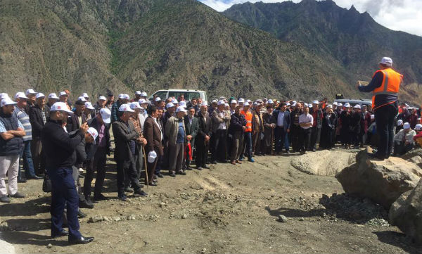 Sular altında kalmasıyla taşınacak Yusufeli`de tanıtım gezisi