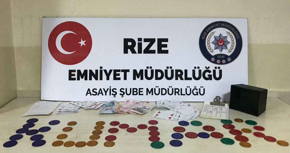 Rize Emniyeti 90 kahvehane ve kıraathaneyi kontrol etti