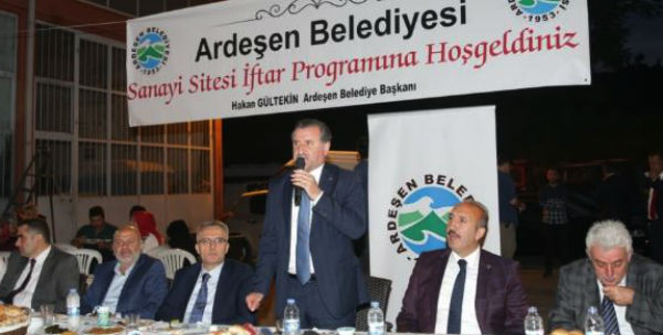 Bakanlar Ağbal ve Bak, Ardeşen Sanayi Esnafıyla Bir Araya Geldi