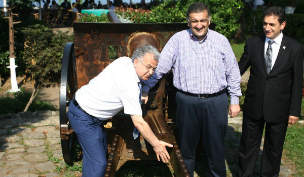 Seçim Sonucunu Rize Kalesinde Kutladılar