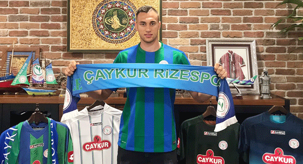 Çaykur Rizespor Jaroslaw Jach ile sözleşme imzaladı