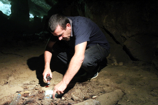Türkiye`nin 2`nci uzun mağarasında kirlilik alarmı