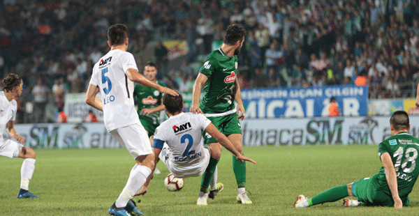 Rizespor kan kaybediyor