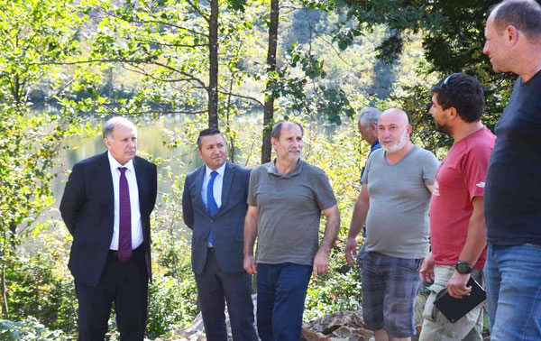 Murgul Damar Köyündeki karagöl turizme kazandırılıyor