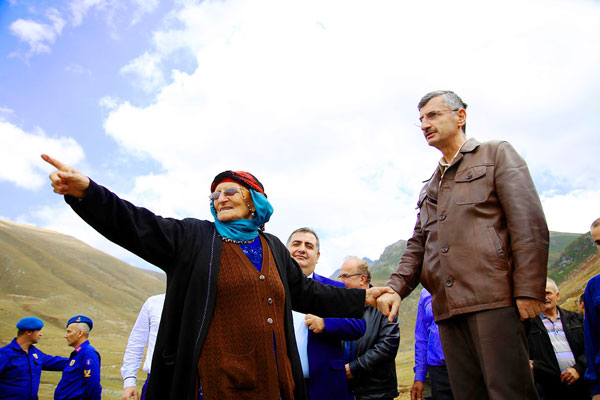 Vali Bektaş Fındıklının Yollarını İnceledi