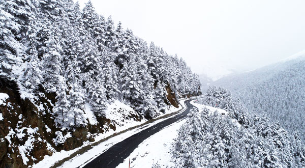 Karadeniz`de yüksek kesimlerde kar etkili oluyor