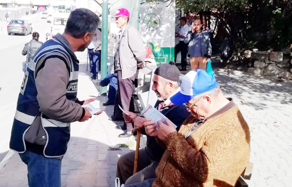 Polis dolandırıcılara karşı uyardı