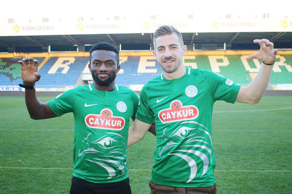 Çaykur Rizespor`da Melnjak ve Azubuike tanıtıldı