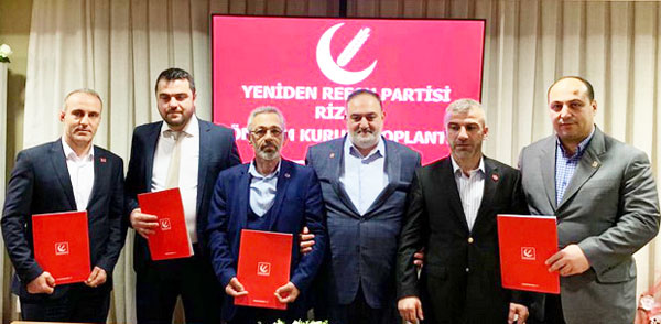 Yeniden Refah Partisi Rize teşkilatı yetki belgelerini aldı