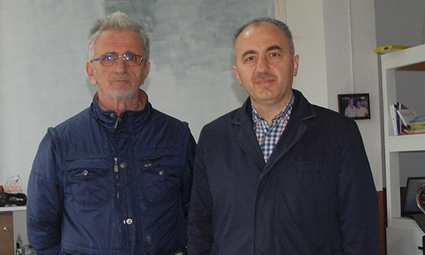 Metin  50 Yıldır bu sokaktayız