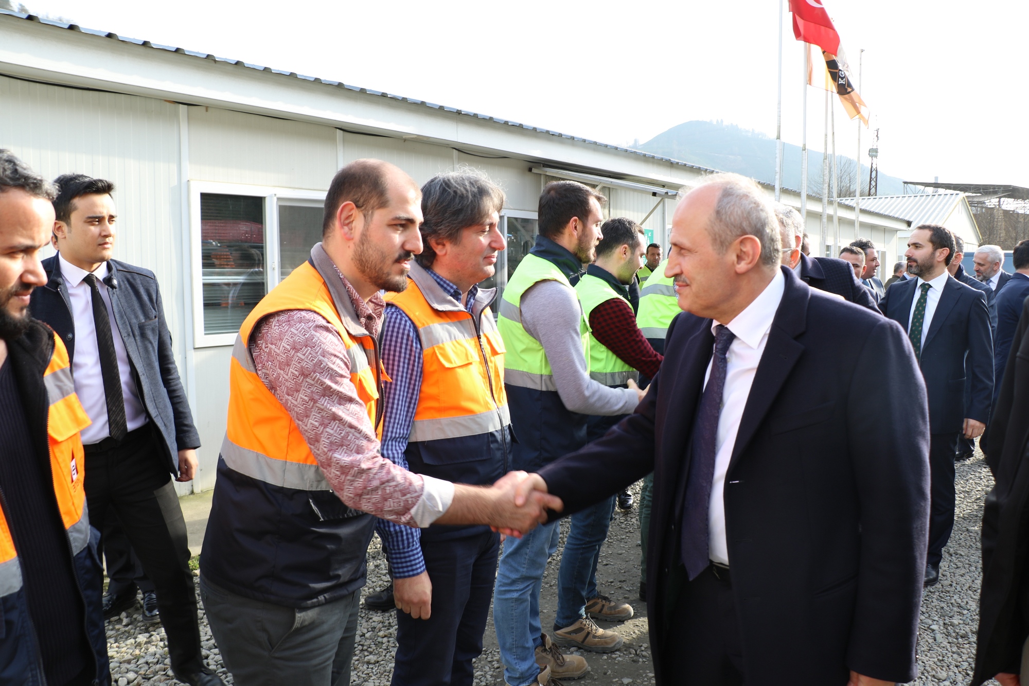 Turhan dan seri ziyaretler