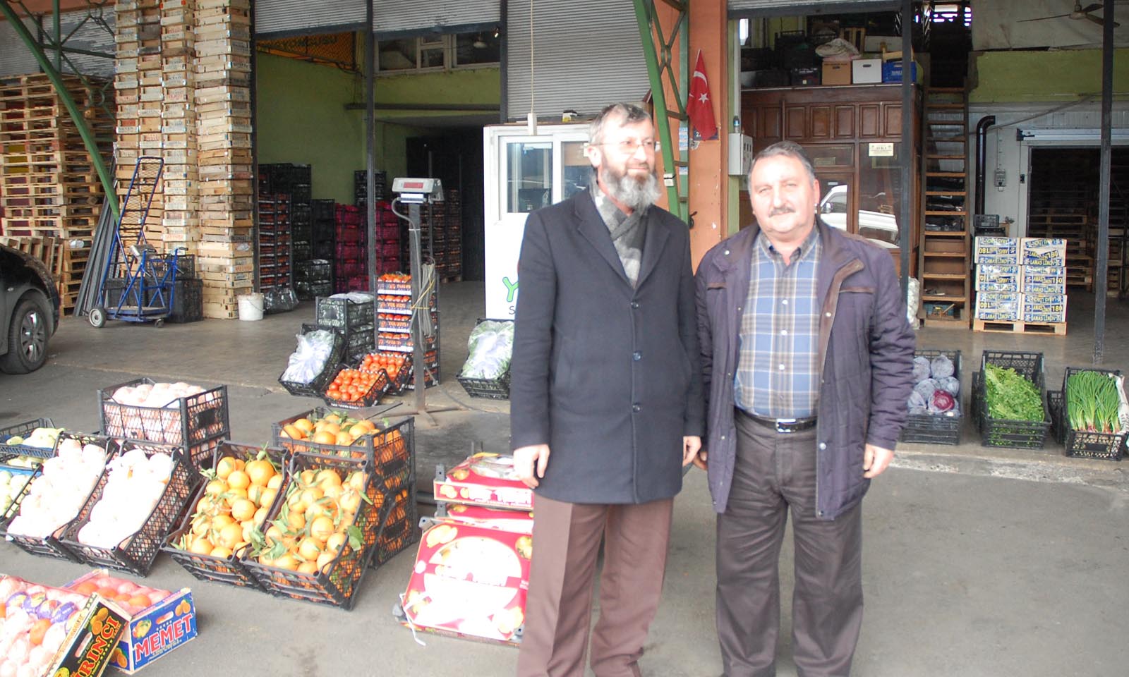 Sebze Meyve zamanında satılmazsa bizi satar