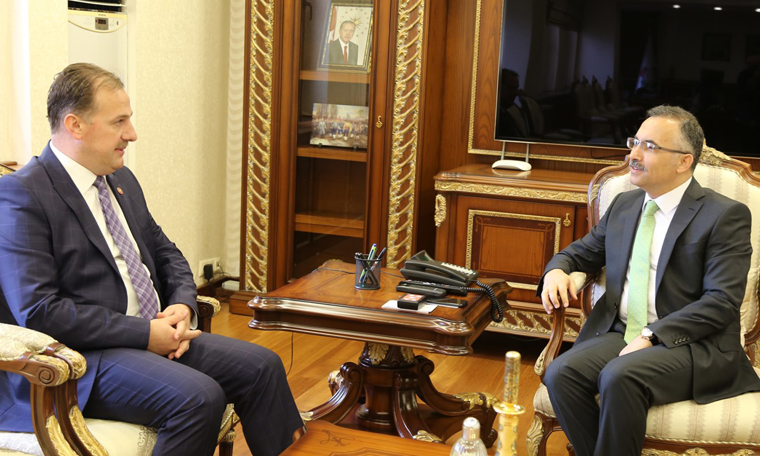 Şehit müdürün kardeşinden ziyaret