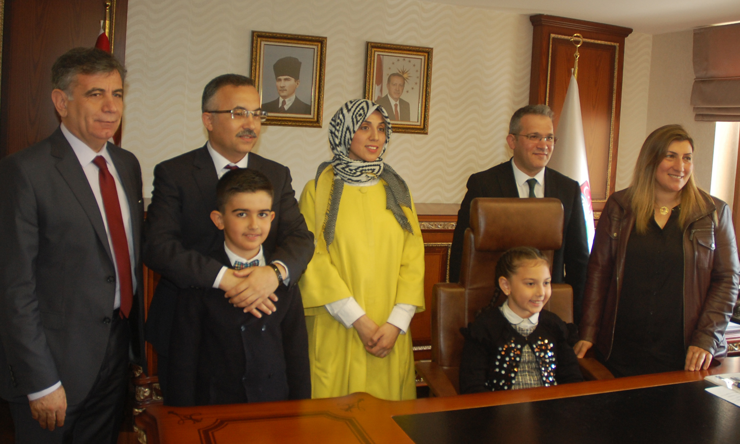 Hanzade koltuktan kalkmak istemedi