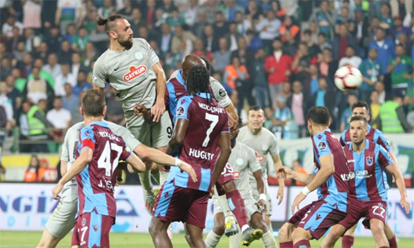 Rizespor beceriksizliğinin kurbanı