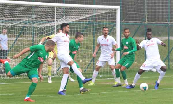 Çaykur Rizespor Azeri takımını 3-0 yendi