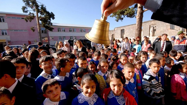 Ders zili çalıyor