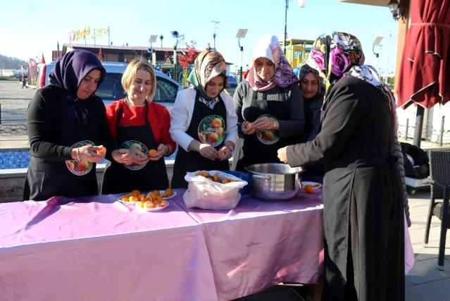 Derepazarı mandalinası reçel oldu