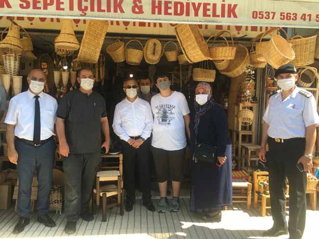 Vali Çeberden Esnaflara Ziyaret