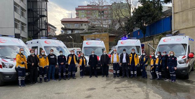 Rizeye 5 adet 4x4 yeni ambulans