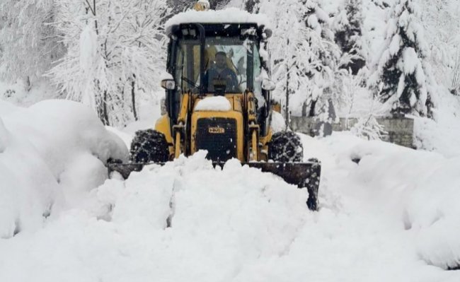 Rize’de 7 ilçede 88 köy yolu kapandı