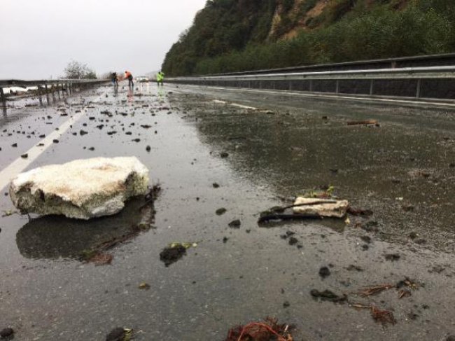 Fındıklı da deniz yolu vurdu