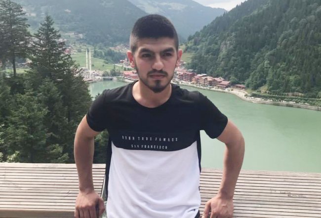 Pazar da intihar