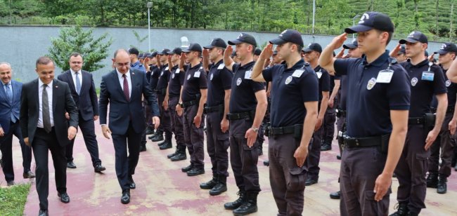 Vali Çeber’den Polis Okuluna Ziyaret