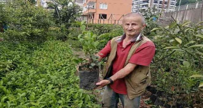 Emekli oldu toprak anaya döndü