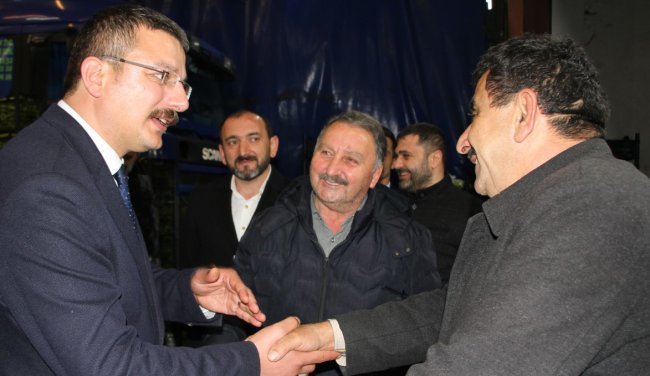 MHP Rize Milletvekili Adayı Bakırcı hal esnafı ile buluştu