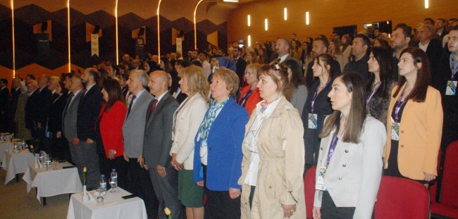 DİŞ HEKİMLERİ RİZE DE TOPLANDI