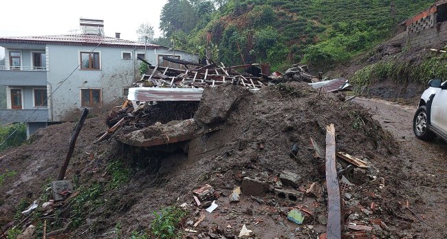 RİZE DE YAĞIŞIN FATURASI ORTAYA ÇIKTI