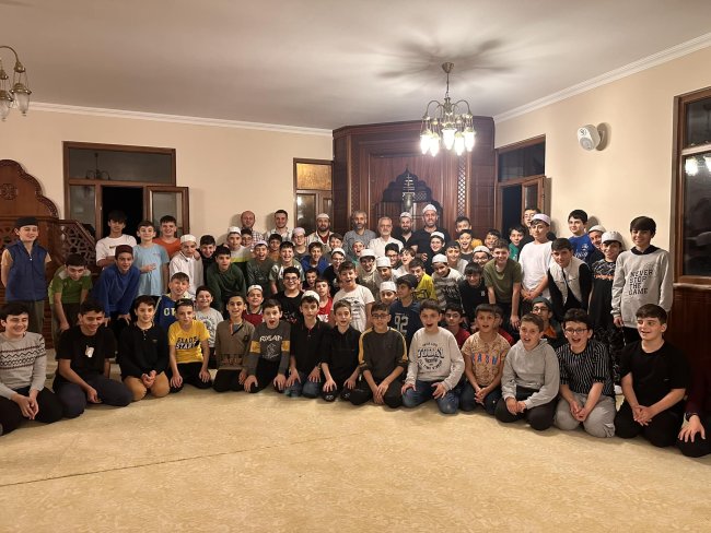 HAFIZLAR DERNEĞİ ÖĞRENCİLER İLE BULUŞTU