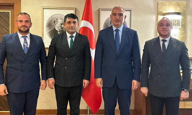 MHP Rize Heyeti, Bakan Mehmet Nuri Ersoy'u Ziyaret Etti