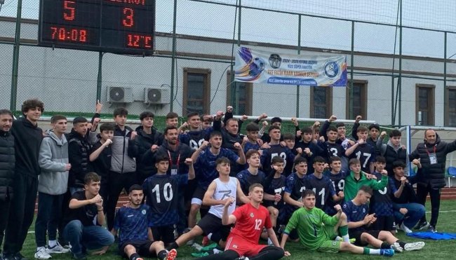RİZE BELEDİYESPOR ÜST ÜSTE 3. KEZ U-16 RİZE ŞAMPİYONU OLDU