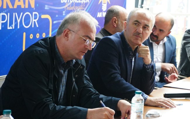 METİN MAHALLELERİN SORNLARINI YERİNDE DİNLİYOR