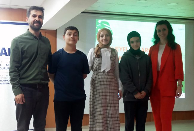 SALARHA DA GÜVENLİ YAŞAM KONFERANSI