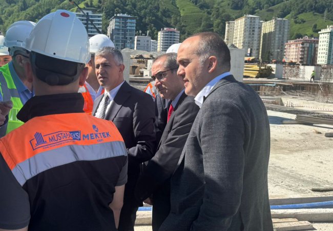 RİZE ŞEHİR HASTANESİNDE ÇALIŞMALAR HIZ KESMİYOR